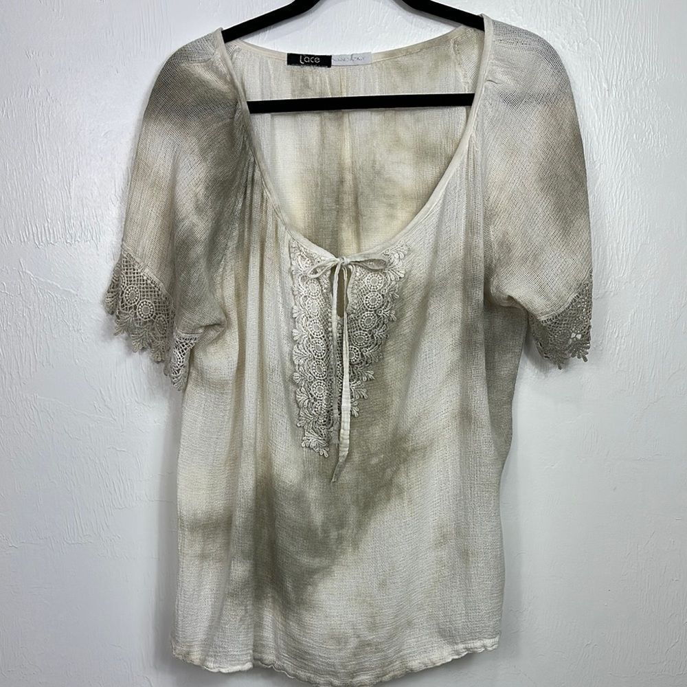 Elegant Lace Trim Blouse - women’s L/XL